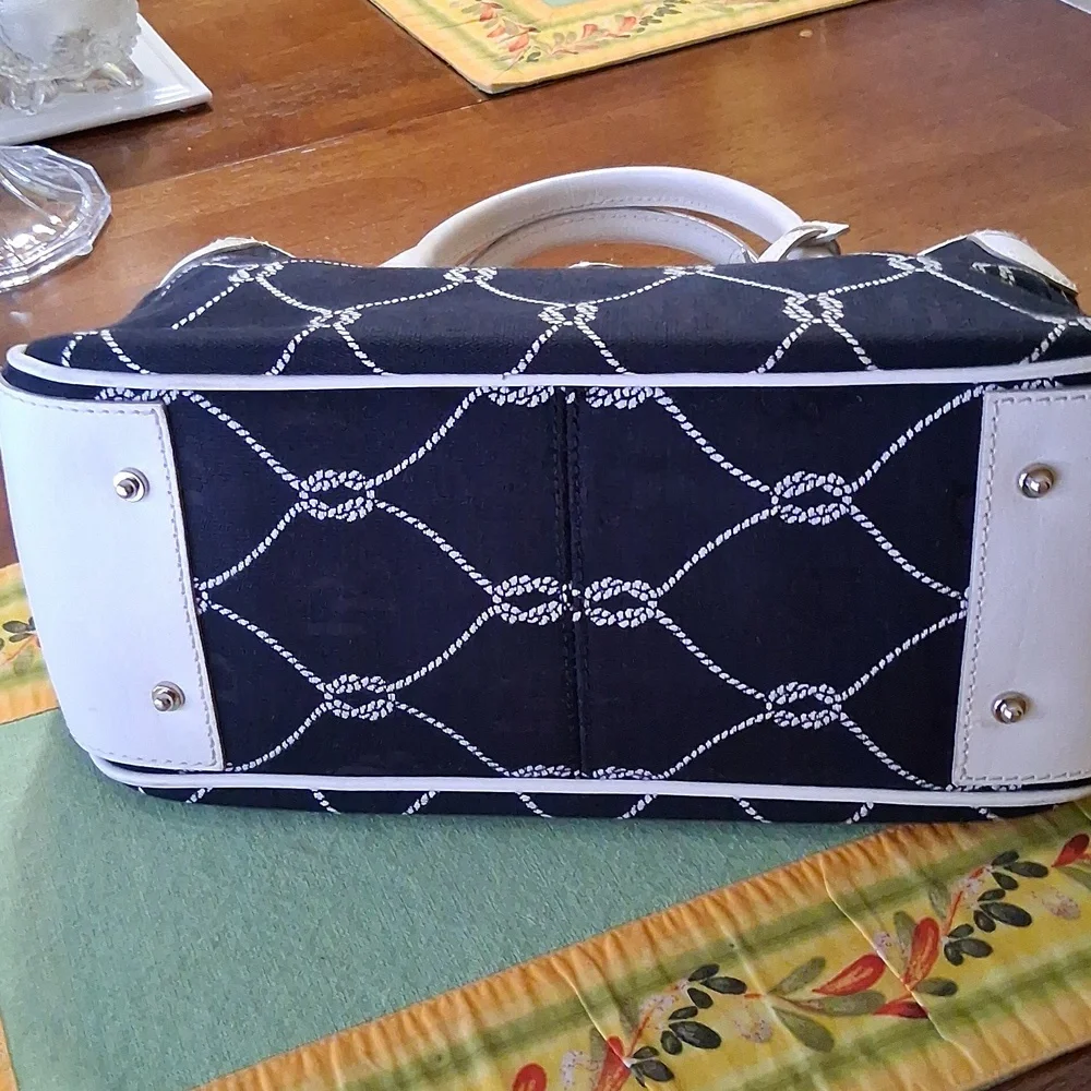 Dooney & Bourke Black and White Satchel - Picture 4 of 12